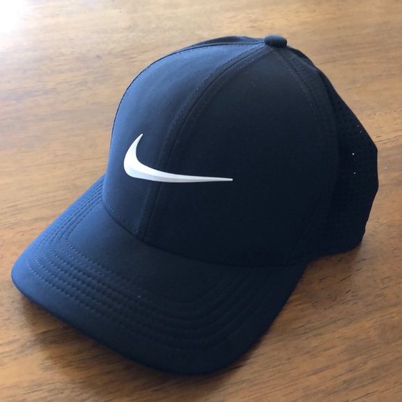 Nike Classic99 Dri-Fit Golf Hat - Size S/M